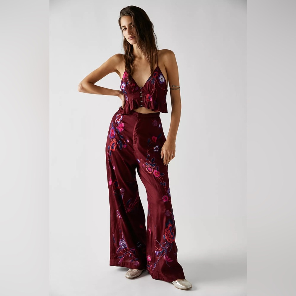 Free People Mimi Embroidered Set Size 4
